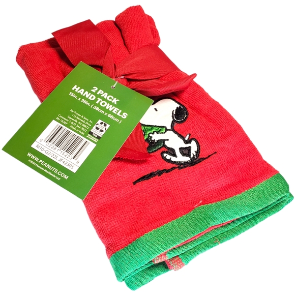 Peanuts Bath Peanuts Snoopy Christmas Hand Towels 2 Pack Poshmark